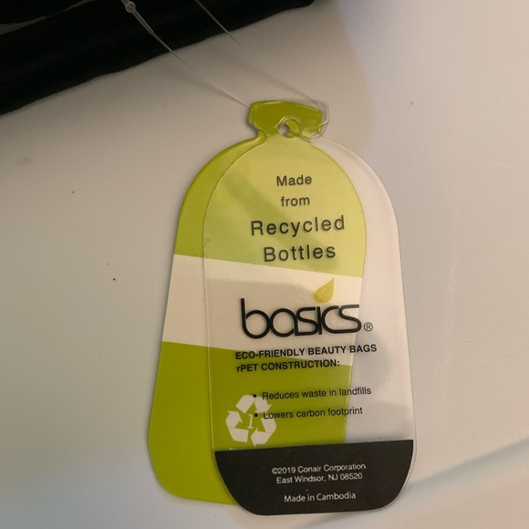 NWT Makeup and Shower Organizer - Picture 3 of 7